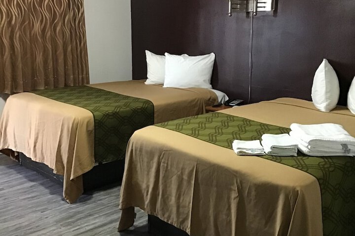 Room 14 of 38