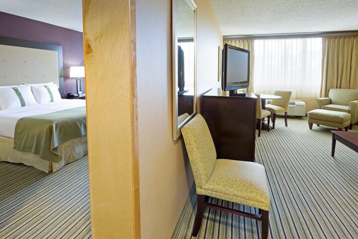 Room 18 of 46