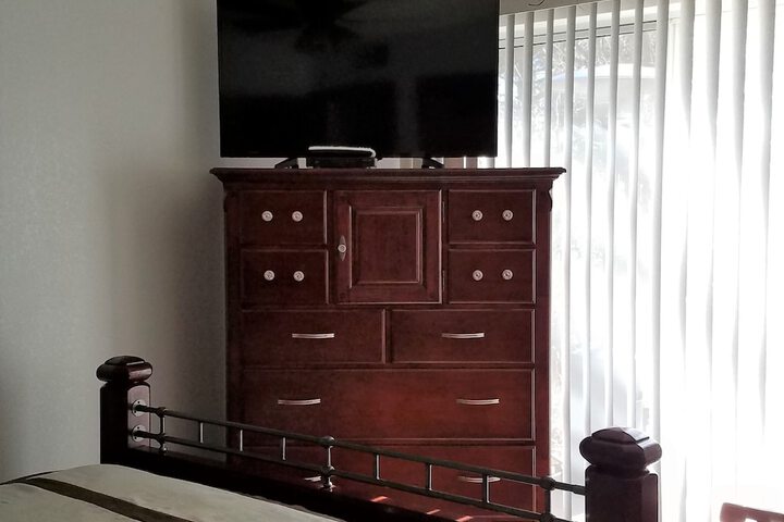 Room 18 of 22