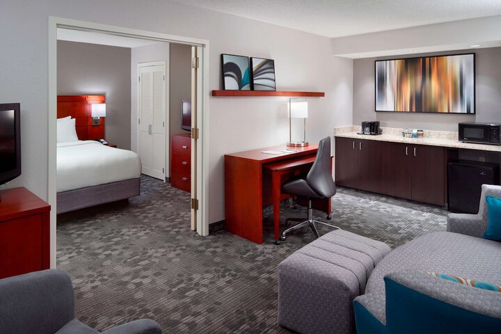 Room 15 of 30
