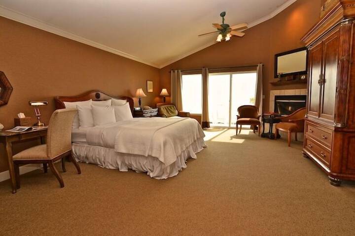 Room 16 of 34