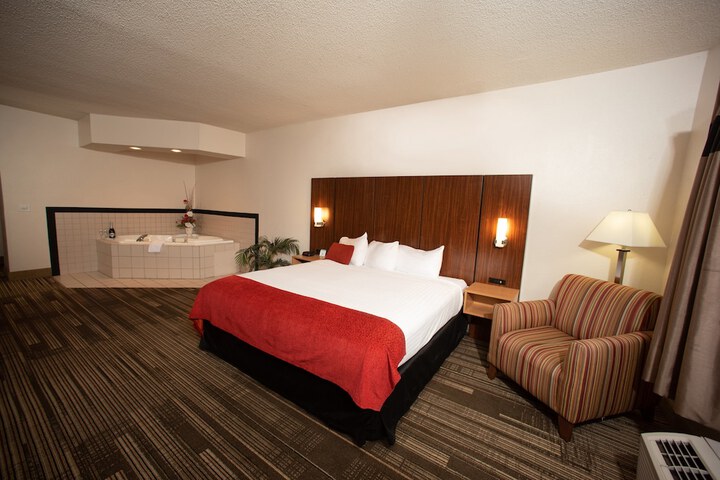 Northfield Inn Suites & Conference Center