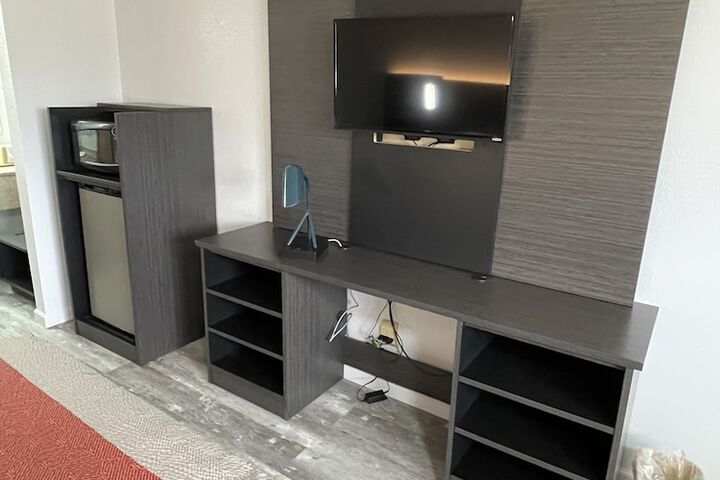 Room 50 of 72
