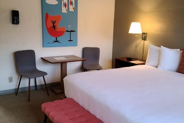Contenta Inn