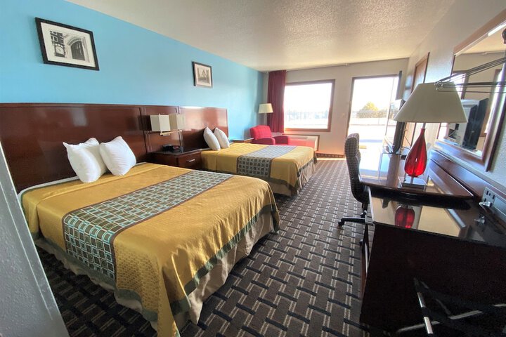 Room 15 of 35