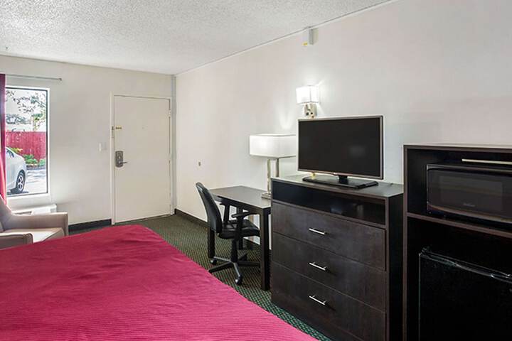 Room 36 of 47