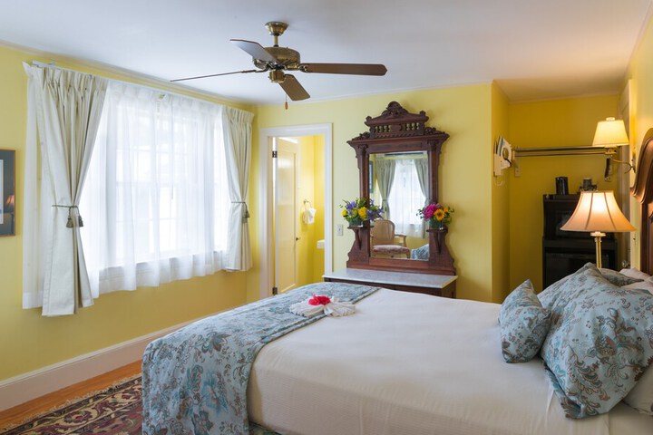 Room 26 of 31
