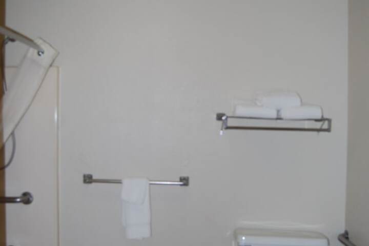 Room 20 of 35