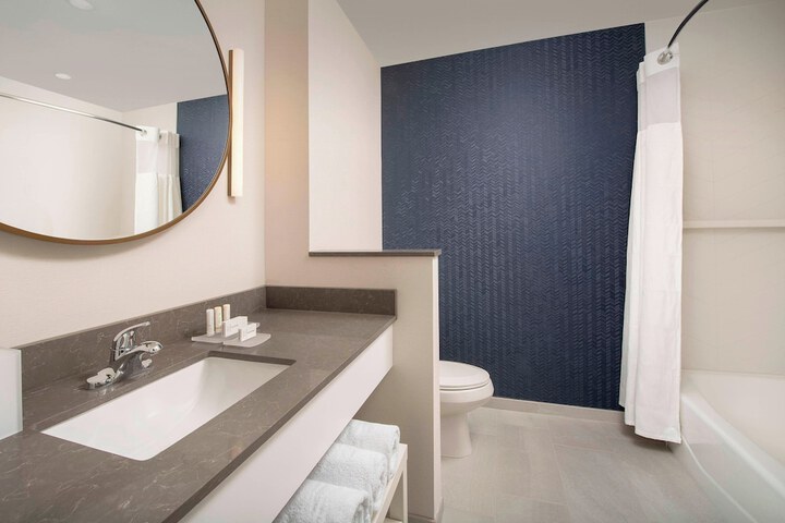 Room 20 of 27