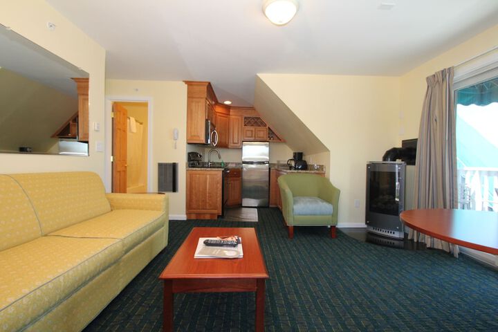 Sea Cliff House Motel