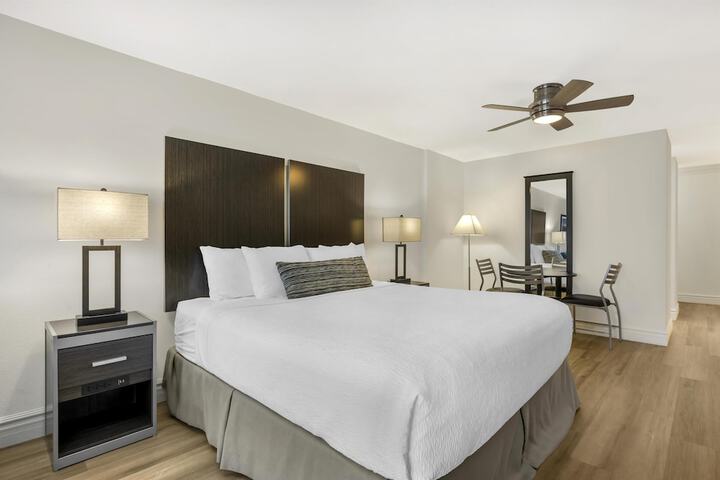 Best Western Pier Point Inn