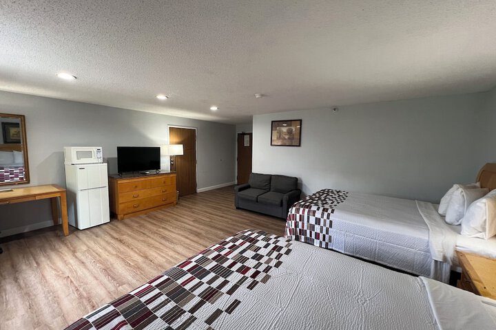 Room 27 of 50