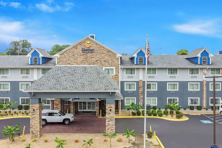 Hotel 2 of 48