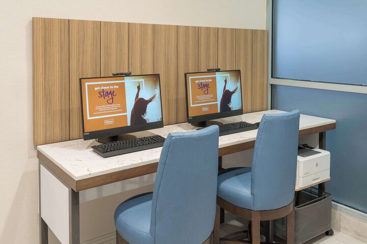 Business Center 42 of 42