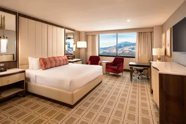 Room 20 of 69