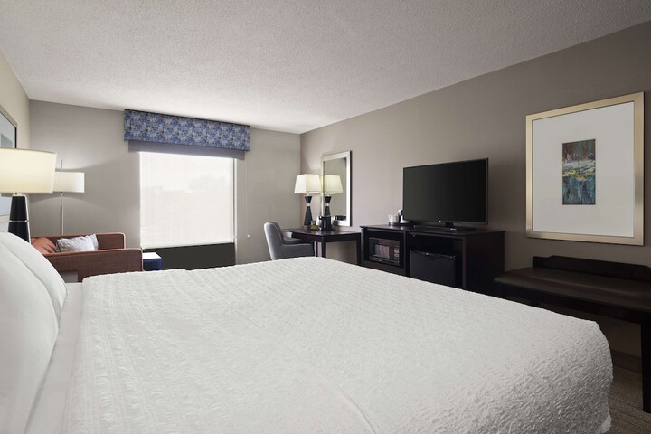Room 25 of 63