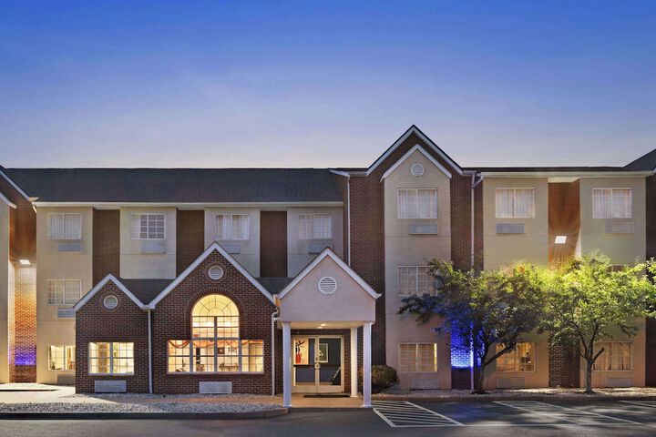 Microtel Inn & Suites by Wyndham Florence / Cincinnati Airport