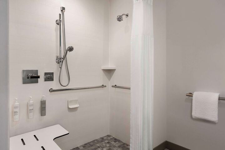 Room 15 of 45