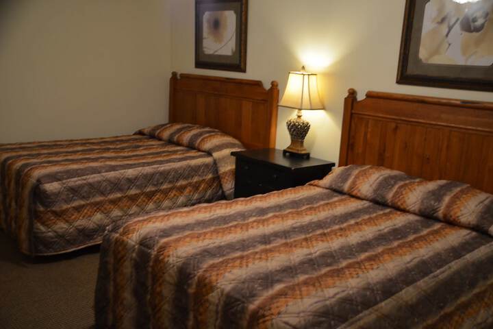 Room 35 of 66