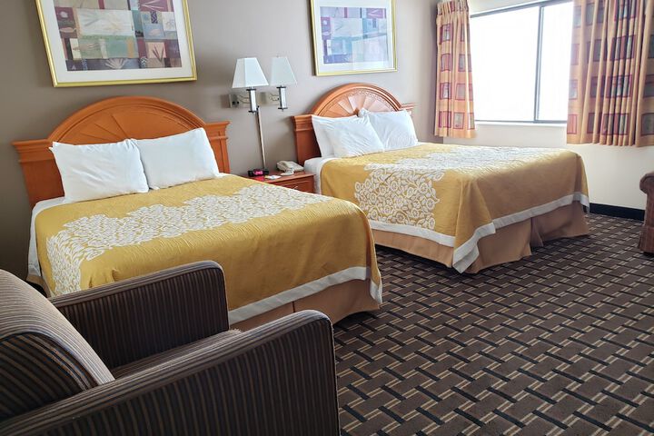 Room 63 of 102