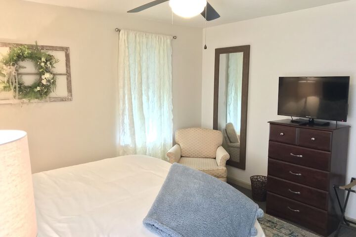 Room 43 of 72