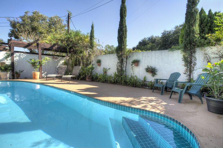 Pool 9 of 55