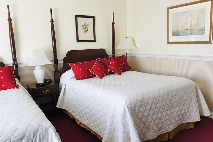 Room 83 of 156