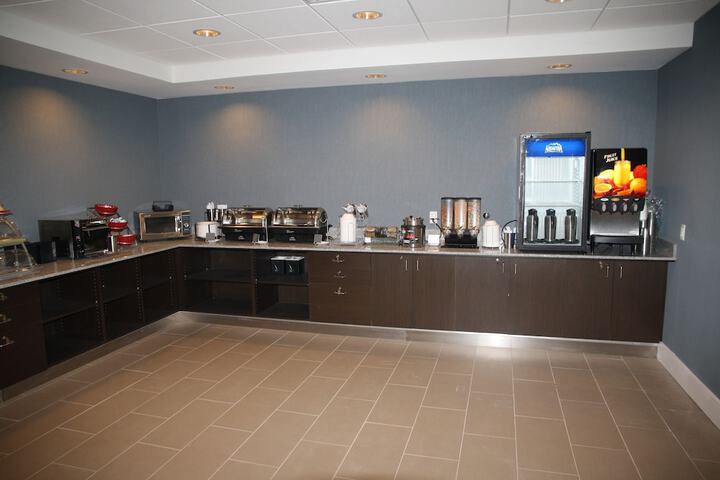 Breakfast/Coffee Service 51 of 61