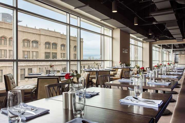 Dining 77 of 99