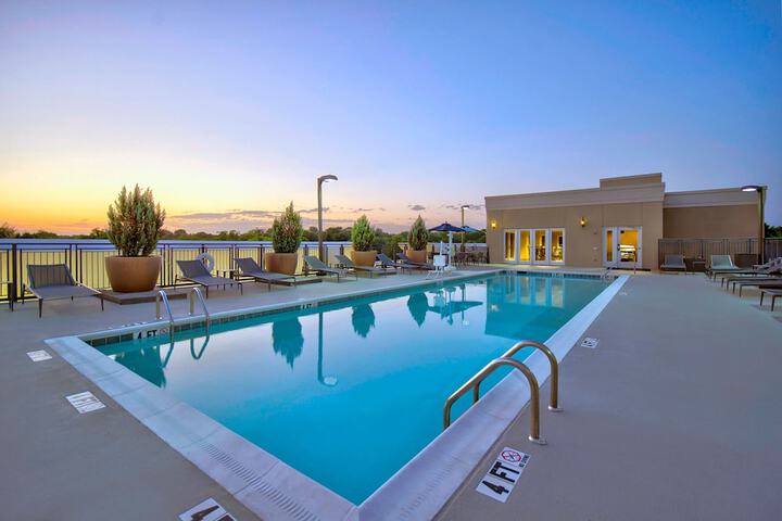 Pool 8 of 63