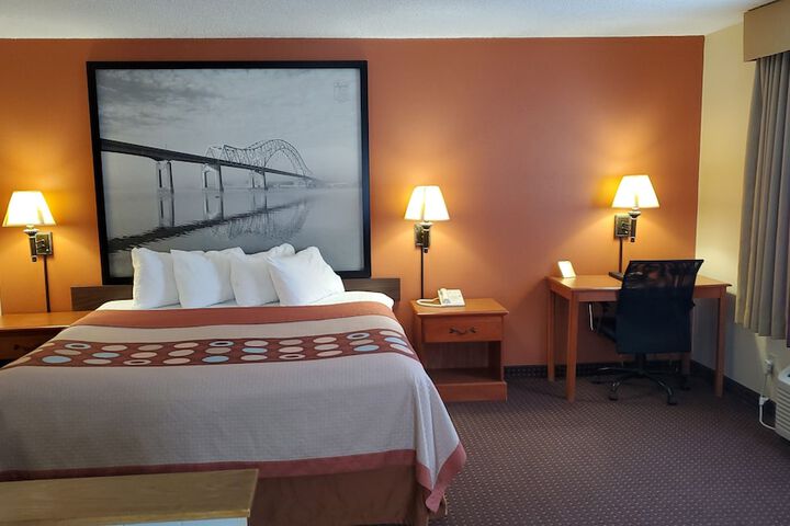 Room 17 of 62