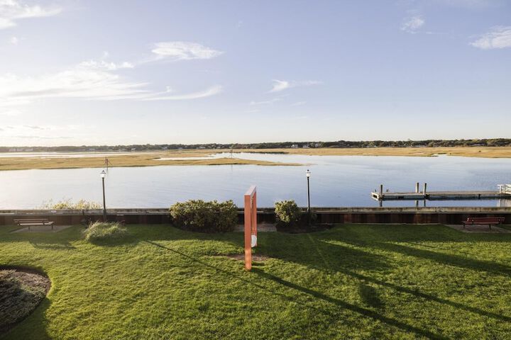 Red Jacket Beach Resort