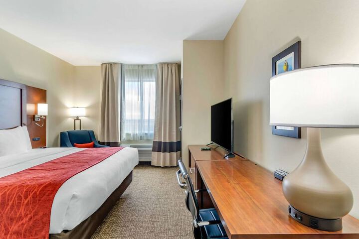 Room 33 of 44