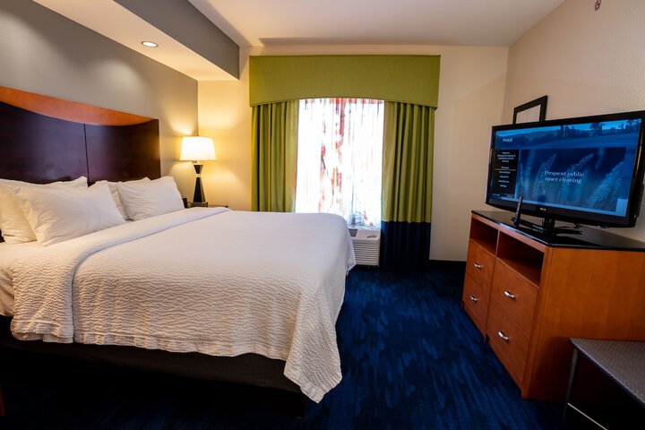Room 25 of 48