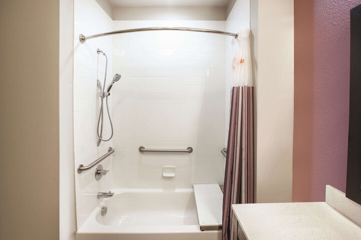 La Quinta Inn & Suites by Wyndham San Marcos Outlet Mall