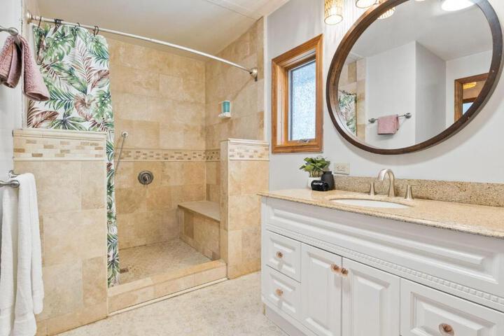 Near Ithaca!Hot Tub! LRG Home!Sleeps 14! Dogs ok!
