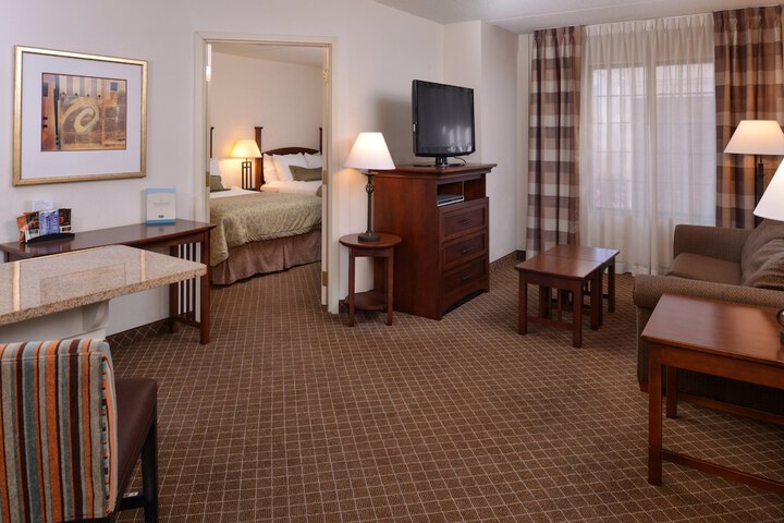 Staybridge Suites Indianapolis-Airport by IHG
