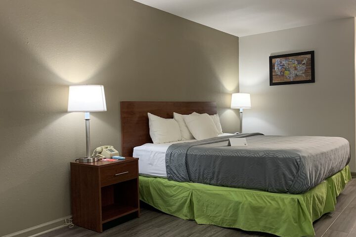 Room 38 of 46