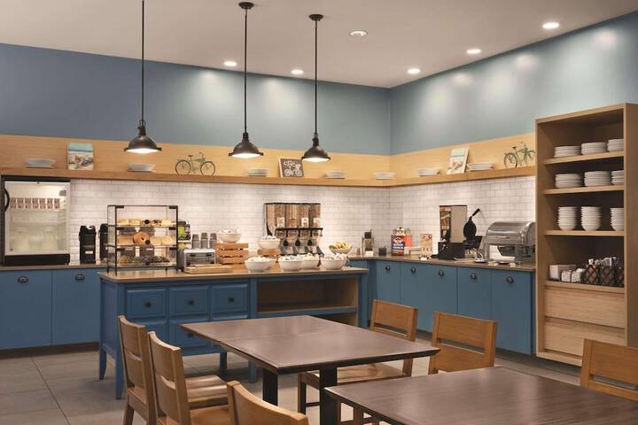 Country Inn & Suites by Radisson St. Charles Historic District