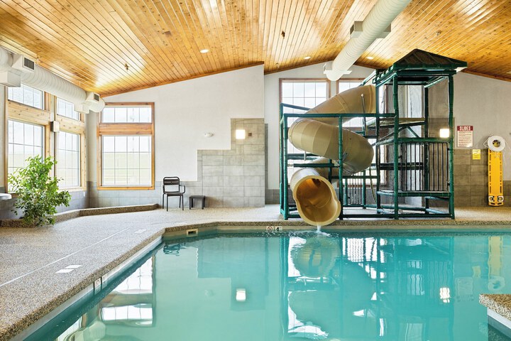Pool 14 of 115