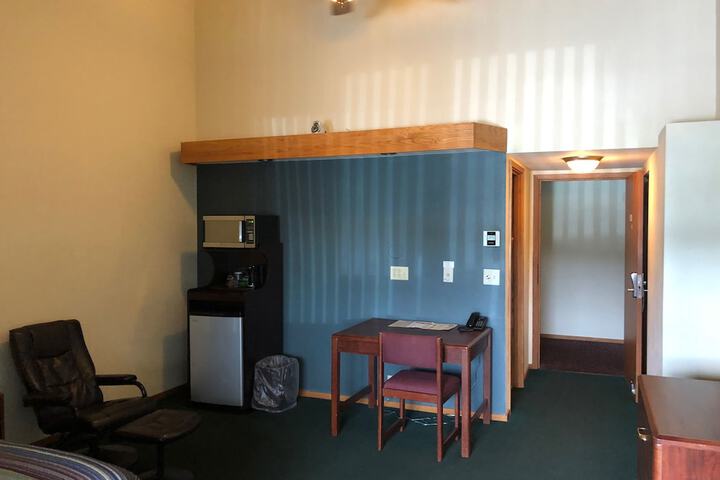 Room 79 of 98