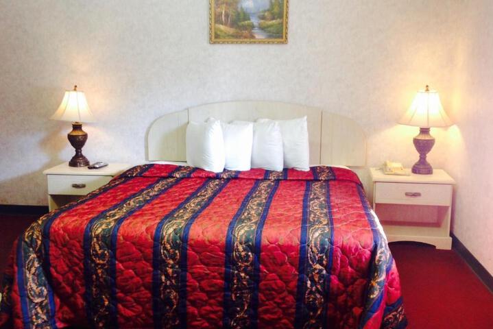 Red Carpet Inn and Suites - Hammonton West / Winslow Township