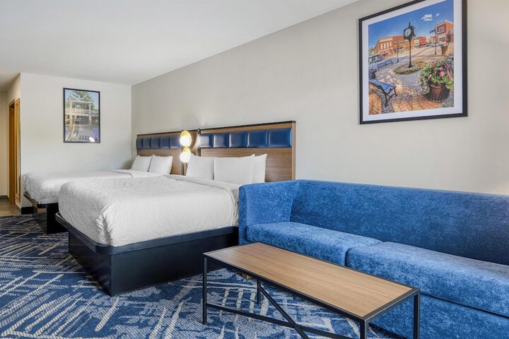 Best Western Indian Oak
