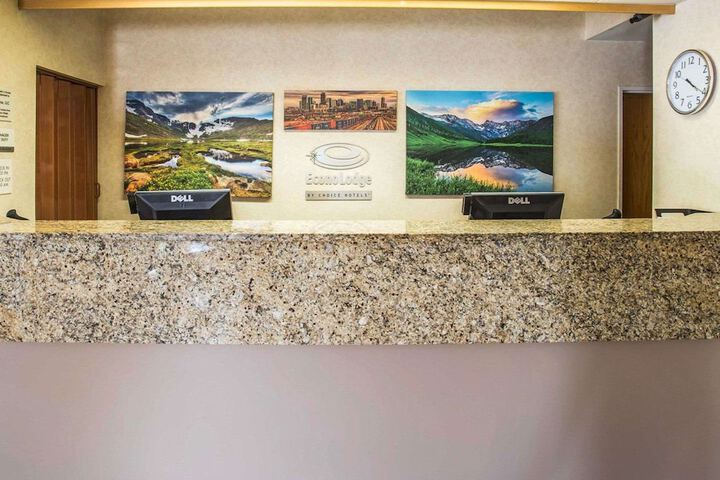 Hotel Interior 4 of 30