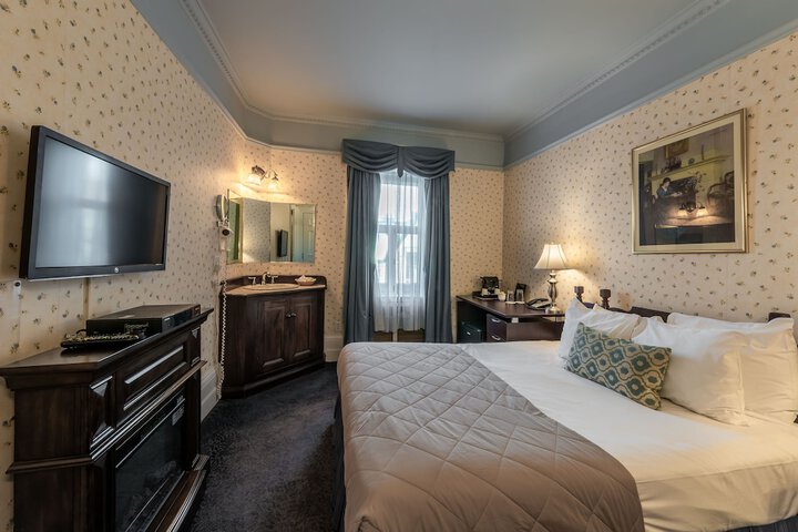Room 46 of 91