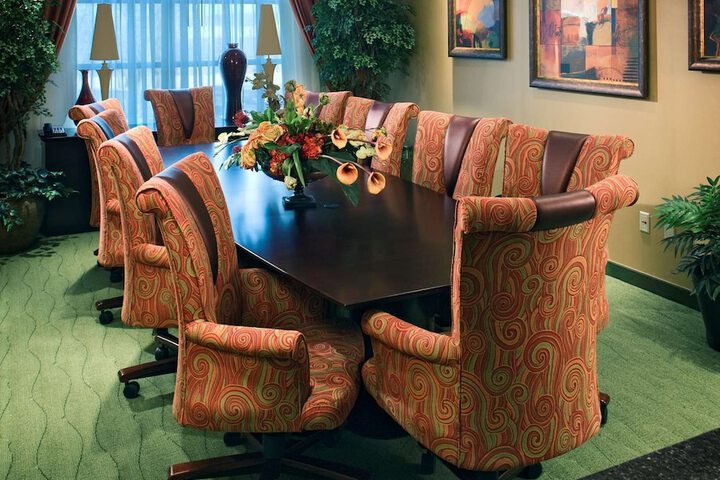 Embassy Suites by Hilton E Peoria Riverfront Conf Center