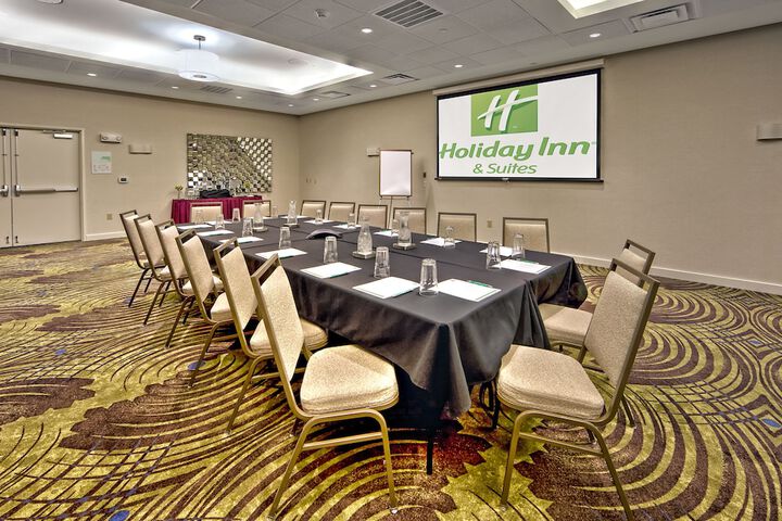 Holiday Inn Hotel & Suites Tupelo North by IHG