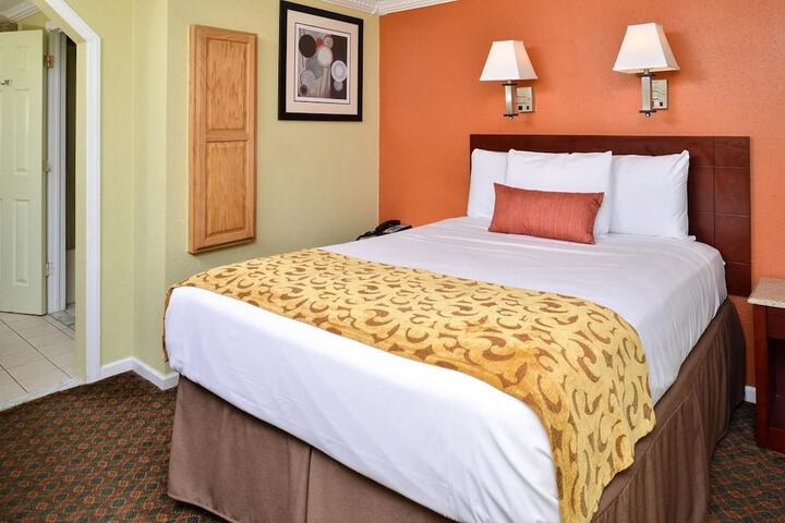 Room 19 of 24