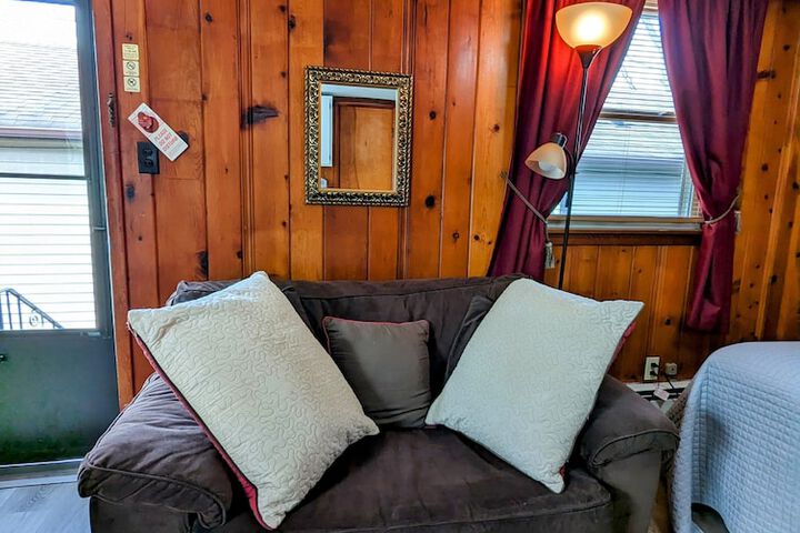 Room 26 of 140