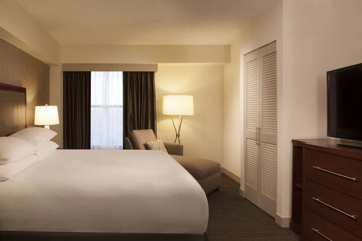 Room 22 of 53